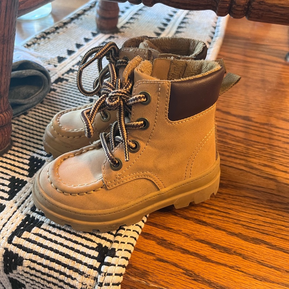 H&M KIDS BOOTS!!!